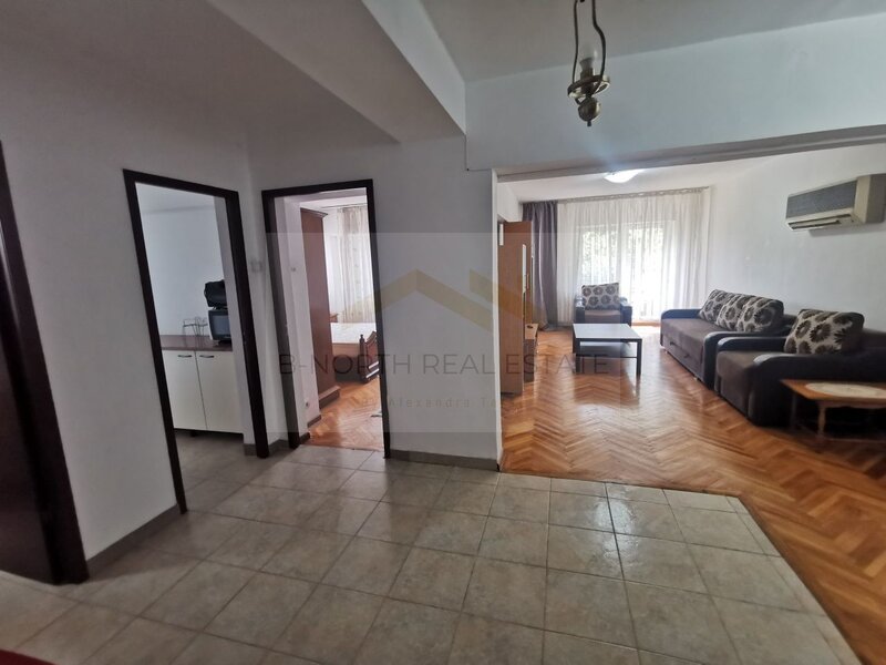 Unirii Apartament 2 camere de inchiriat Bulevardul Unirii 33  Vedere la bulevard